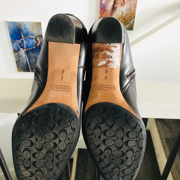 Shoes - Picture 3 of 8